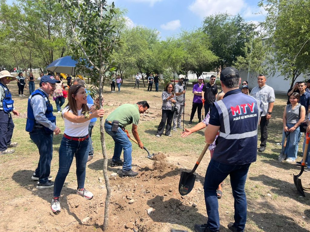 Reforestación Mty - Capitanes Regios Reforestación-árboles-nativos-monterrey-cuidado-del-medio-ambiente