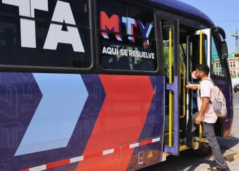 Inicia Operaciones Regio Ruta El Sistema De Transporte Gratuito De Monterrey -capitanes Regios - Capitanes Regios Regio-ruta - Capitanes Regios