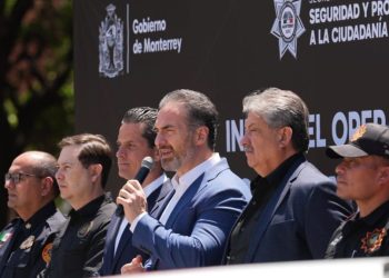 AdriÁn De La Garza Monterrey Seguridad - Capitanes Regios Monterrey-seguridad-adriÁn - Capitanes Regios