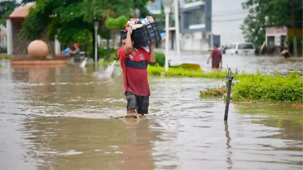 Donaciones Para Veracruz - Capitanes Regios Donaciones Para Veracruz, San Nicolás, Apoyo Ciudadano, Bomberos, Protección Civil, Inundaciones