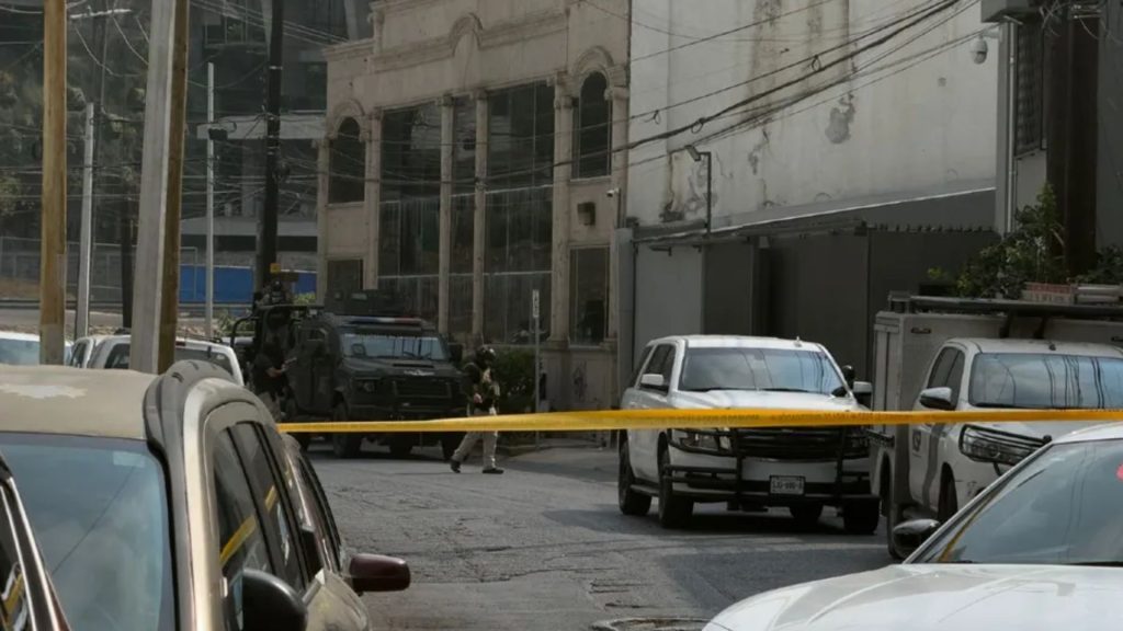 Operativo-de-la-feif-en-san-jeronimo - Capitanes Regios Operativo De La Feif En San Jerónimo - Capitanes Regios